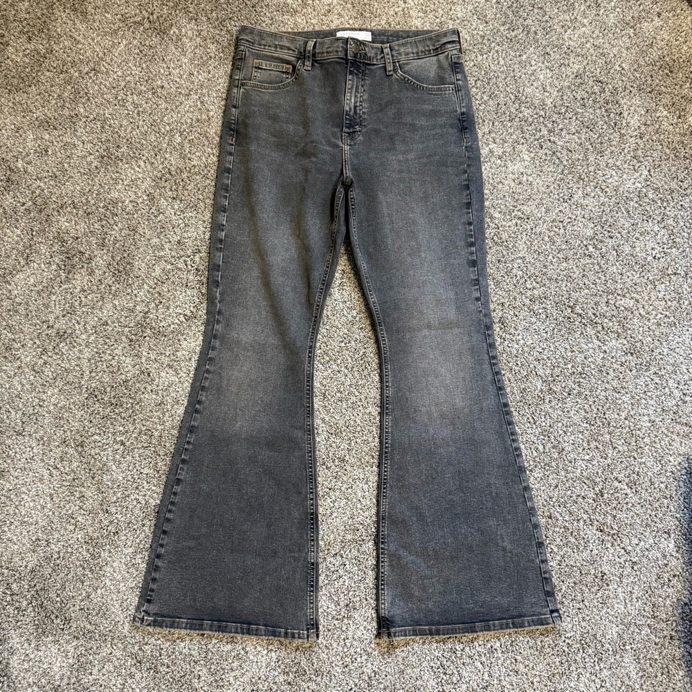 Top Shop Jamie Gray Flare Jeans